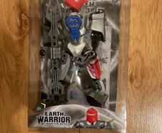 Earth Warriors White King Figure Brand New