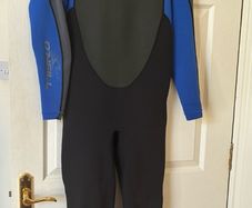 wetsuit