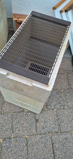 4 Beehives & Bees with ALL equipment