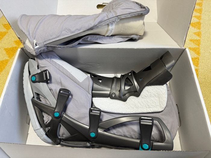 VACOped Orthopaedic Boot - size M