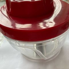 Small Food Chopper/ Blender. Ideal for baby food.