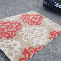 carpet rug made in Turkey 6x8ft clean condition