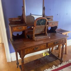 dresser