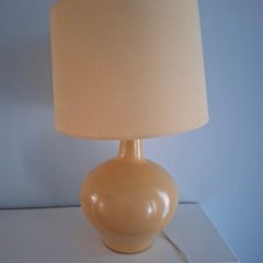 Table lamp