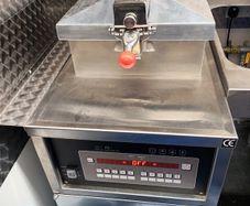 Pressure fryer