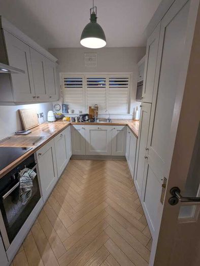 Solid kitchen