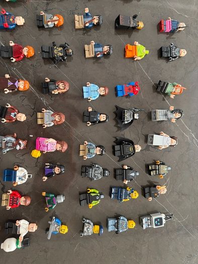 lego mini figures