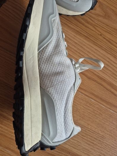 NB trainers Size Uk 11.5