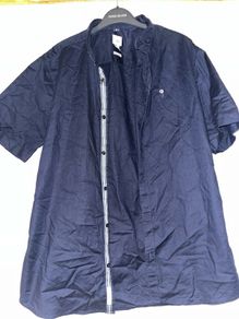 Navy River Island Short sleeves Shirt size Large with little rose