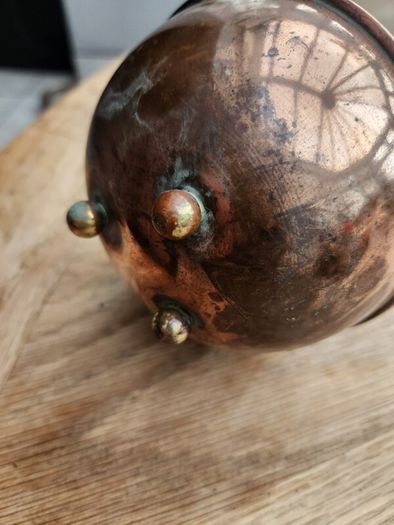 Victorian copper lamp on bun feet with chimney