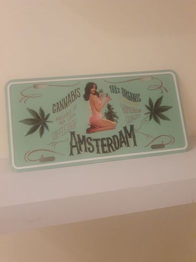 Metal vintage style sign
