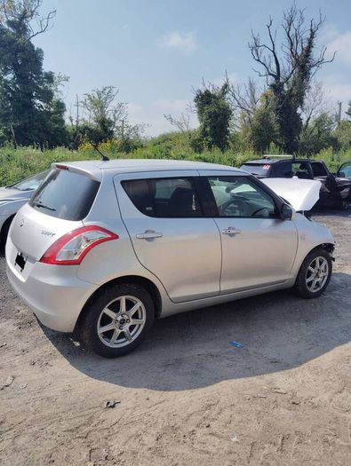 Breaking Suzuki swift 2016 petrol automatic