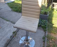 FREE stool suitable for workshop/shed/garage