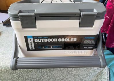 Stanley Cooler 6.6L