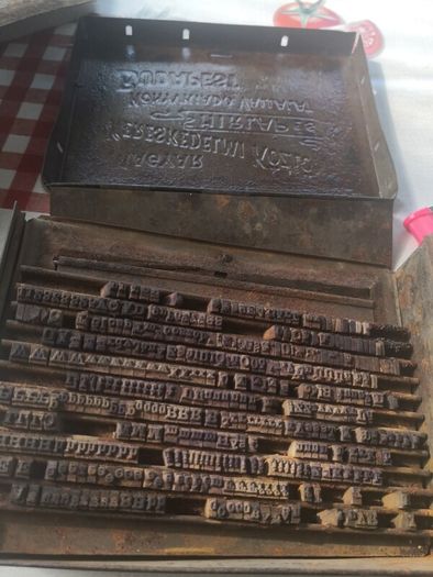 1800s printing set in original box