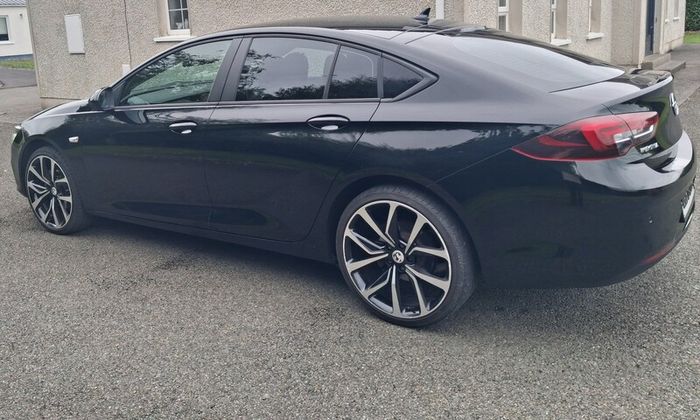 2022 Opel Insignia