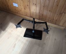 Dual monitor stand