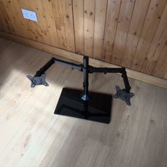 Dual monitor stand