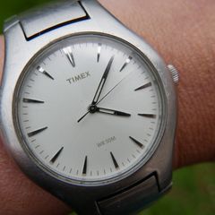 Timex Men's Wristwatch Water Resistant 50 Meters Stainless Steel Back Silvertone