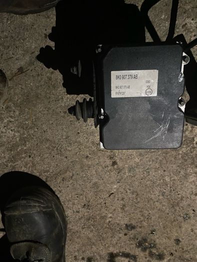 a4 audi b8 3.0 v6 abs pump
