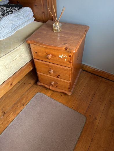 Locker cabinet