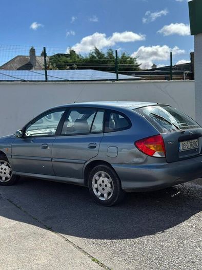 2003 Kia Rio