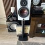 DALI Rubicon 2 (White) + Stands Image 2