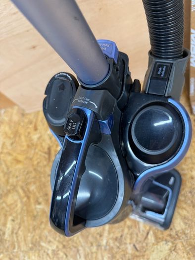 Shark Hoover