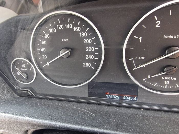 BMW 3-Series 2015