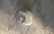 Apple AirPod 2