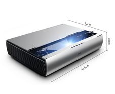 Ultra-Short-Throw Laser Projector