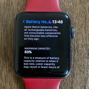Apple Watch Series 3 - 42mm - 89% battery health