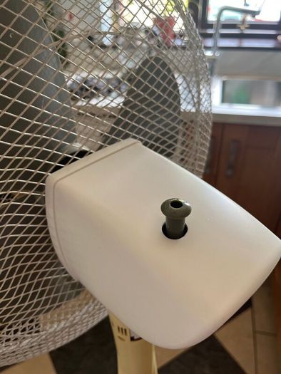 16 Pedestal Fan