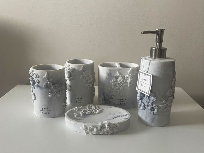 Peri Home Floral Bathroom Set