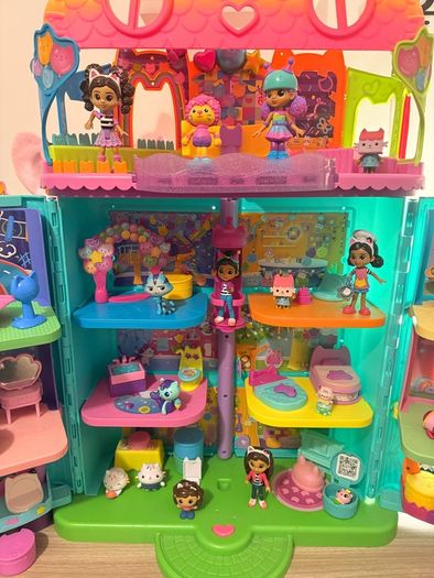 Gabby's Rainbow Dollhouse