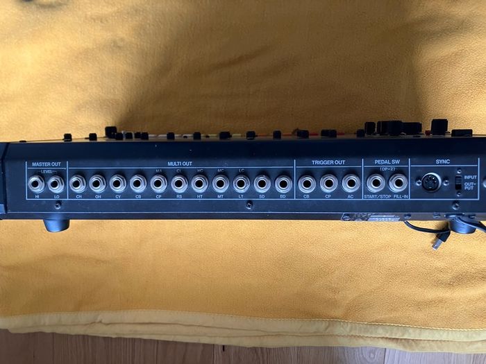 Roland TR 808
