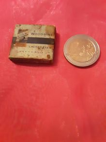 smoking memorabilia: with wooden cigarettes