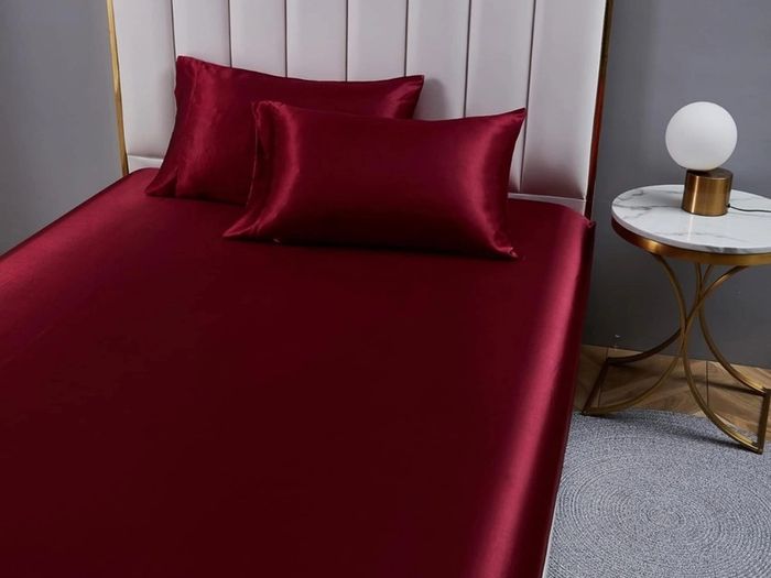 Brand New Fitted Sheet 200x200cm Satin Bonnet 30 cm
