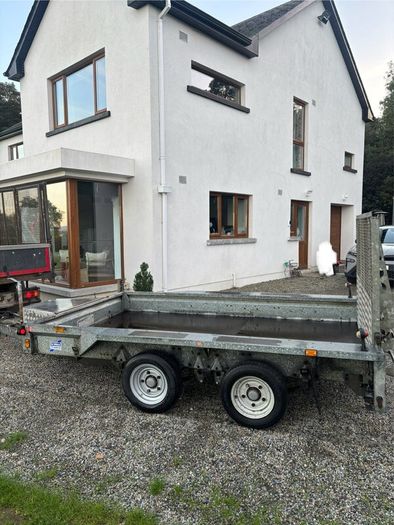 Plant Trailer