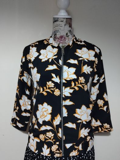 River Island Floral print Jacket, New With Tags