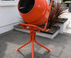 Concrete mixer - like new!!!