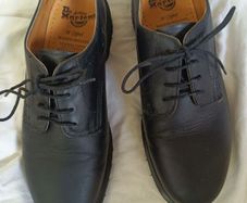 Dr MARTENS Mayfare type Shoes