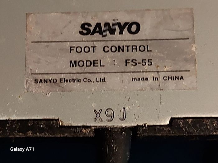 Vintage SANYO Transcribing Equipment Model TRC-7060, Mini Cassette, with Foot Pedal and Power Supply in excellent condition