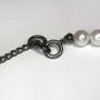Pearl necklace with a silver clasp Image 3