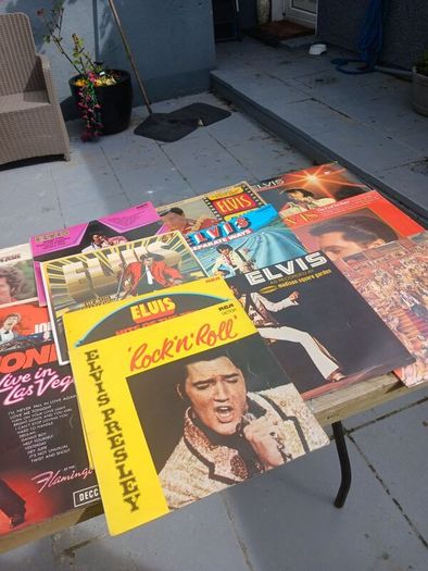 lots of records