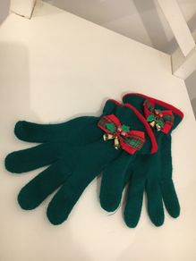 Christmas gloves