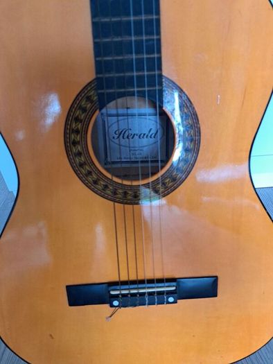 Acoustic Guitar