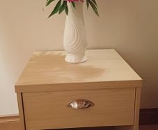 Gorgeous Lamp or End table