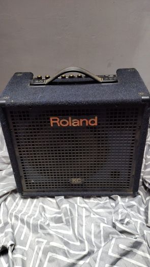 Roland KC150 amp