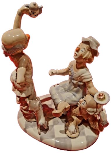 Large Lladro Type Figurine